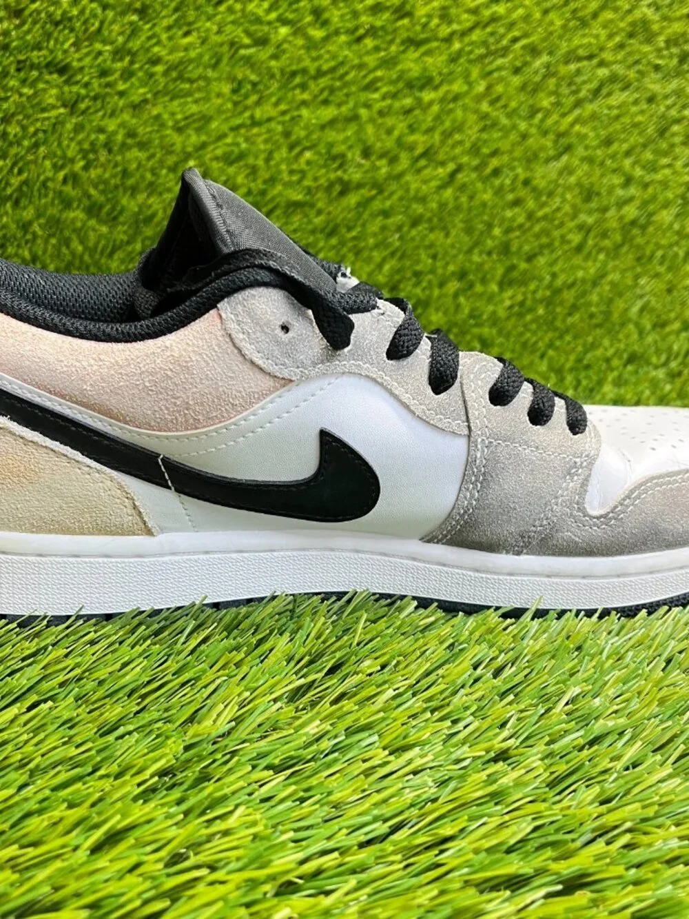 Nike Air Jordan 1 Low Flight Club Mens Size 8 White Gray Athletic Shoes Sneakers